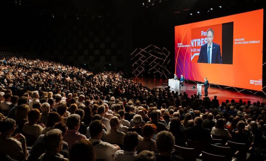 Militants et dirigeants MAIF réunis en plénière pendant l'AG 2025 à la Seine Musicale, à Boulogne-Billancourt.
