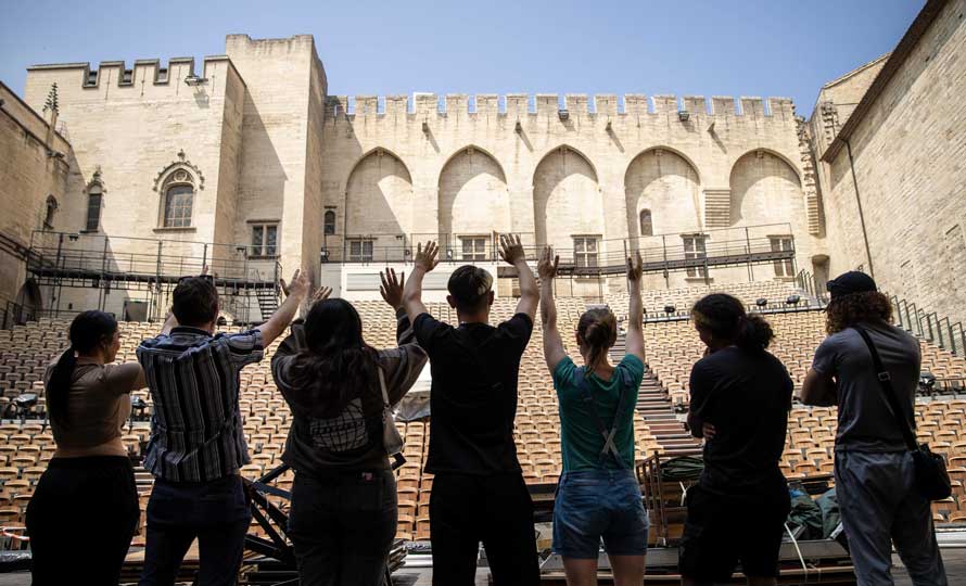 Les premières fois au festival d'Avignon