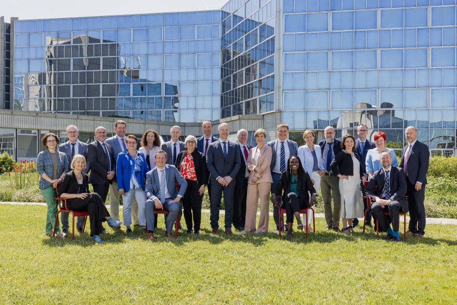 Photos des membres du conseil d'administration de la MAIF en mai 2024