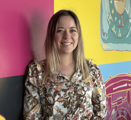 Pauline, conseillère commerciale à distance