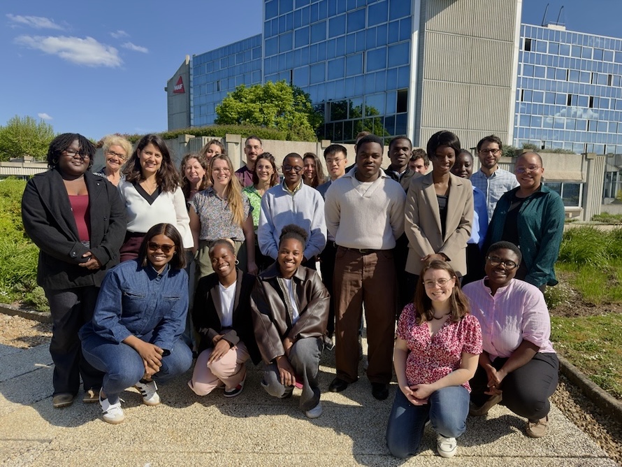 Les jeunes d'article 1 et les équipes MSF
